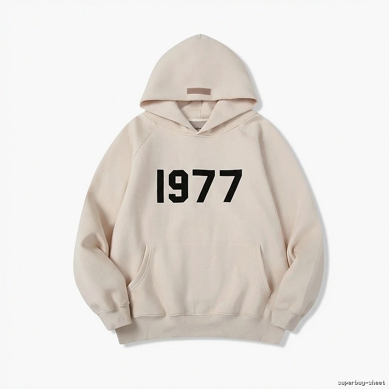 ESSENTIALS minimalist style off-white sweatshirt