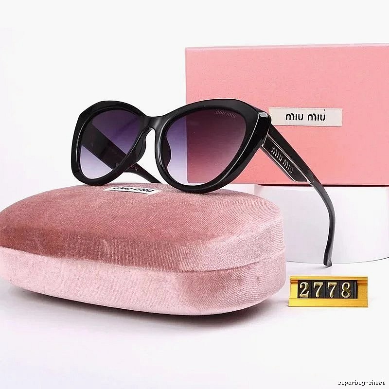 Miu Miu Travel Oversized sunglasses Black Oval Sunglasses with Modern Look
